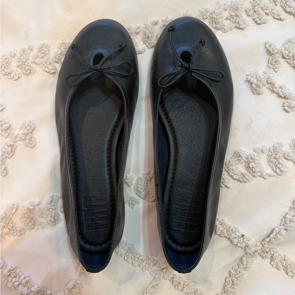 Frye Shoes - Frye Emma Leather Bow Ballet Flats